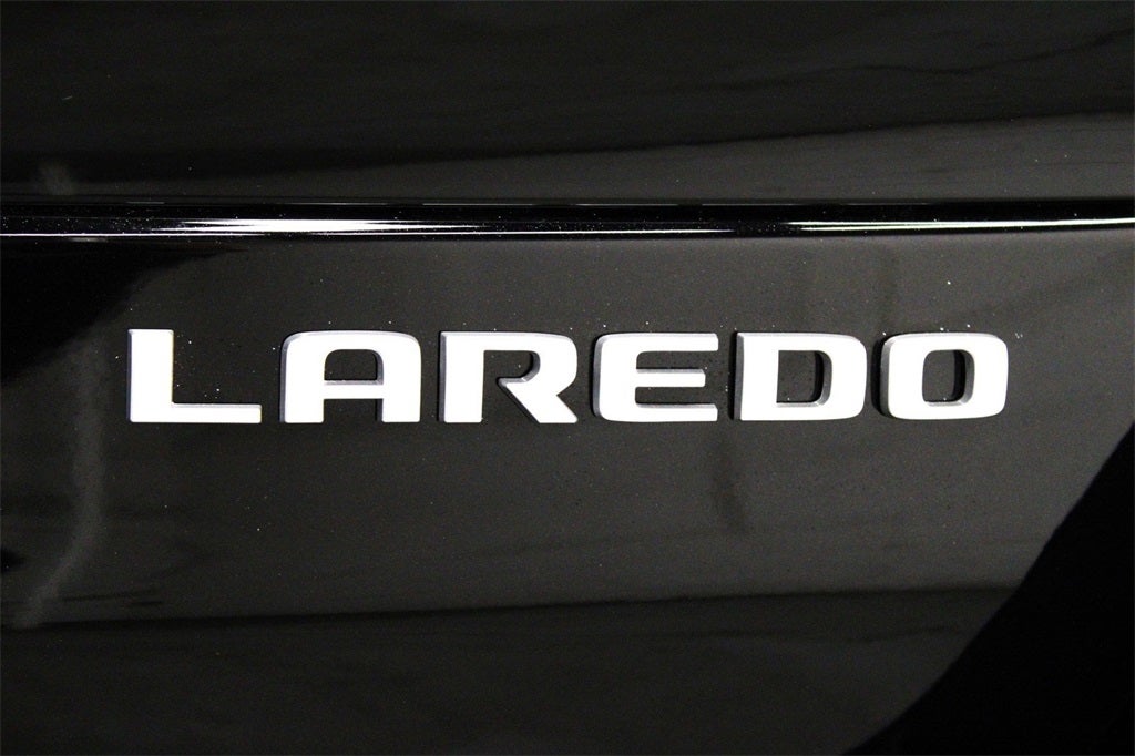 2024 Jeep Grand Cherokee Laredo X 4x4